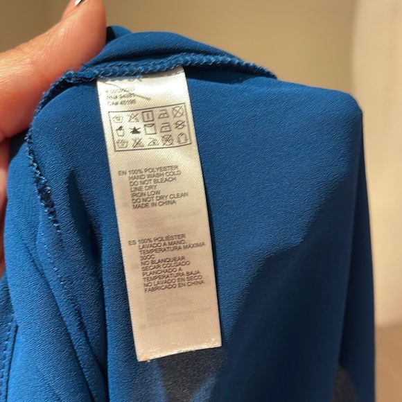 Elegant Blue Women's Top Size L - Picture 8 of 8